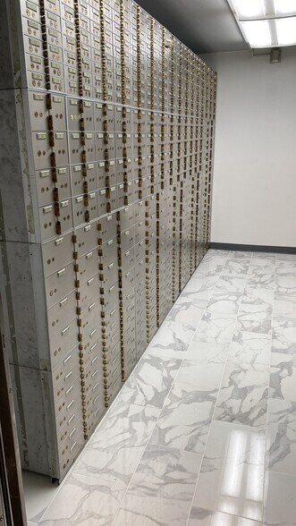 More Photos Of 7600 jericho Tpke, Woodbury Office For Lease