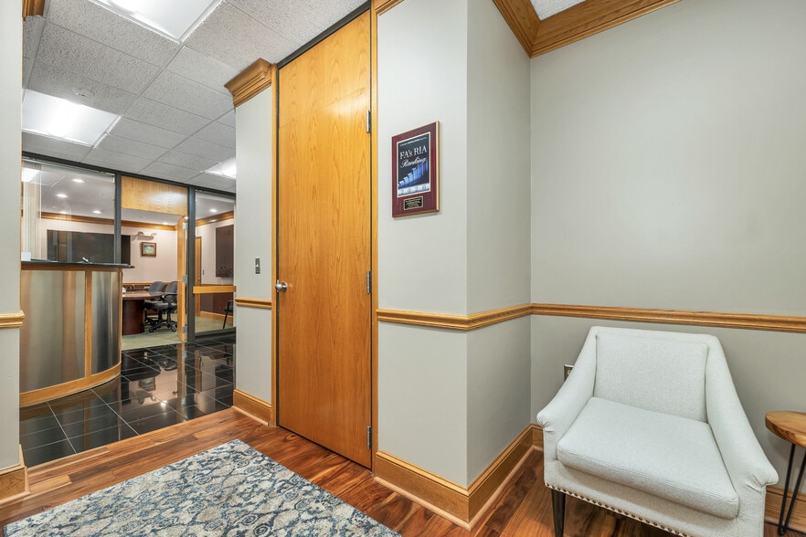 More Photos Of 231a Sutton Street, North Andover Office For Sale