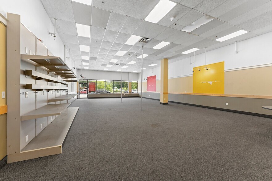 More Photos Of 219 S Main St, Attleboro Unknown For Lease