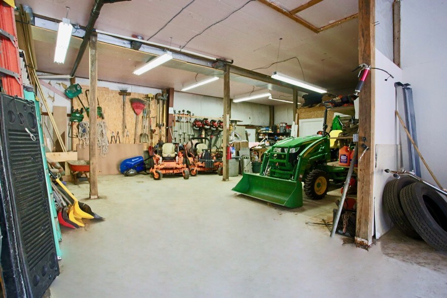 More Photos Of 79 Styles Way, Lagrangeville Light Distribution For Sale