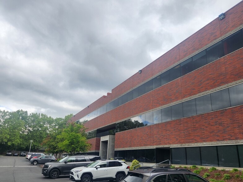 More Photos Of 8000 NE Parkway Dr, Vancouver Office For Lease