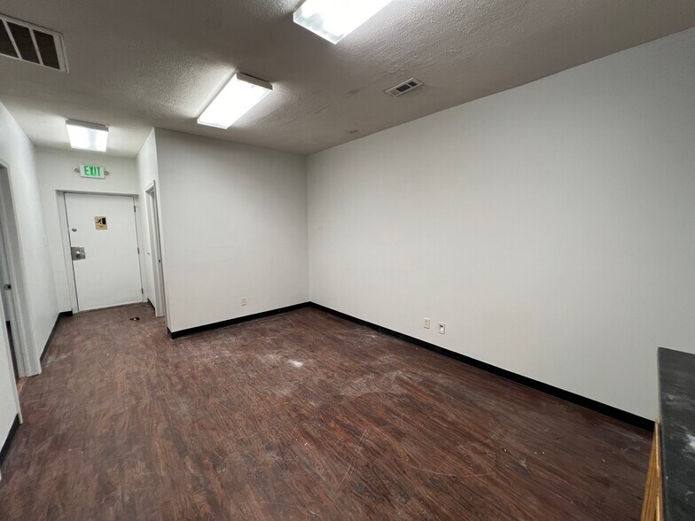 More Photos Of 1101 Swan, Terre Haute Warehouse For Sale