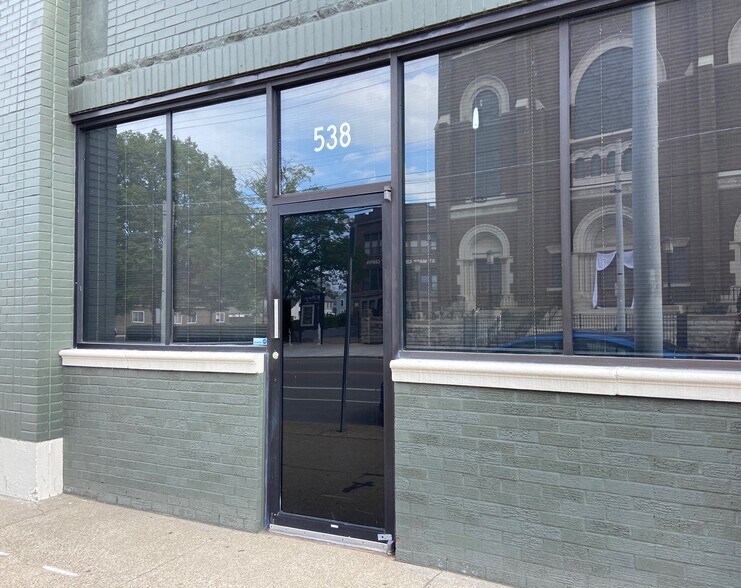 More Photos Of 534-536 Xenia Ave, Dayton Storefront Retail Office For Lease