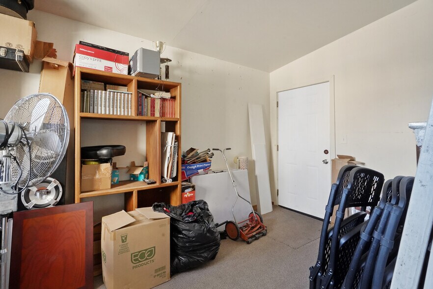 More Photos Of 317 W Palmer Ave, Glendale Religious Facility For Sale