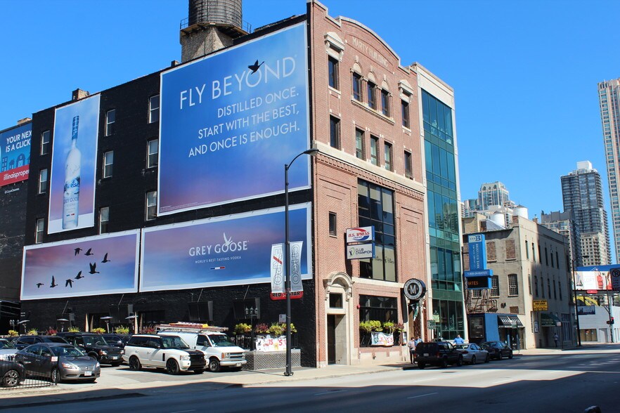 More Photos Of 216 W Ohio St, Chicago Loft Creative Space For Lease