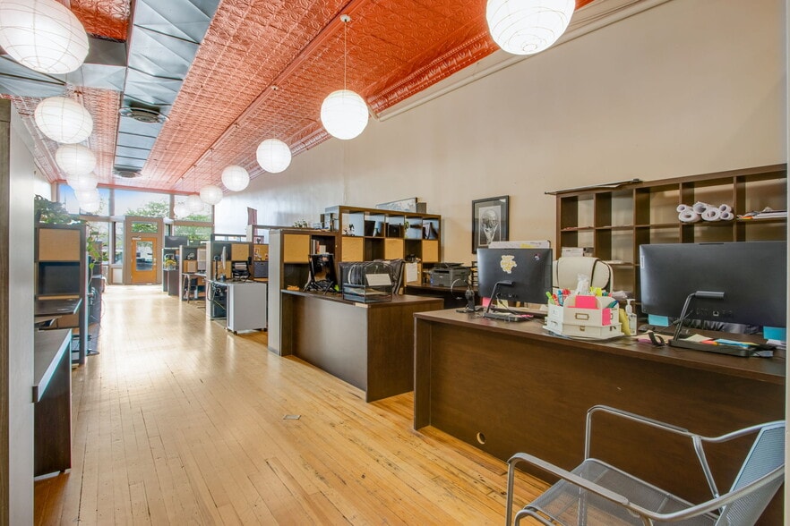 More Photos Of 922 8th Ave, Greeley Storefront Retail Residential For Sale