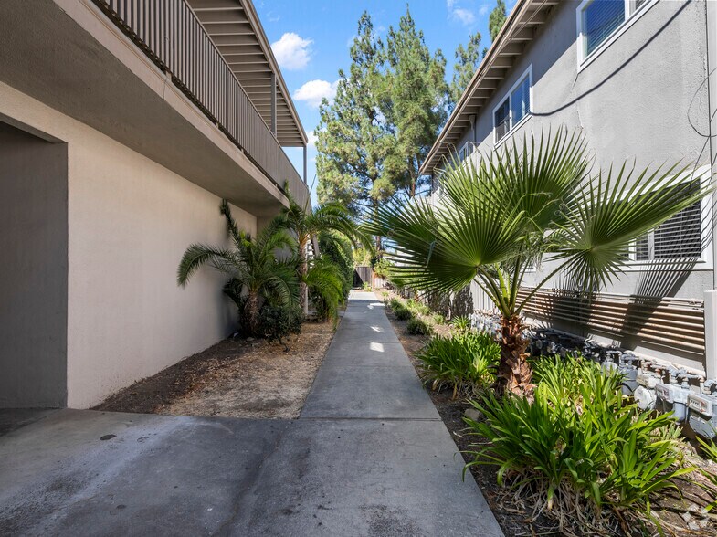 More Photos Of 105 Forrest Ave, Los Gatos Multifamily For Sale