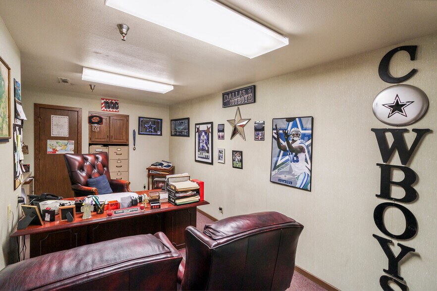 More Photos Of 2005 E 6th Ave, Stillwater Industrial For Sale