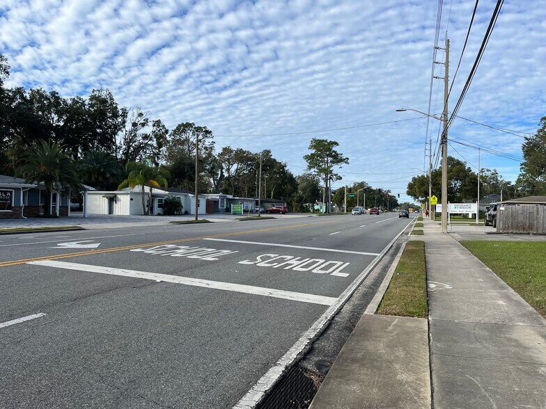 More Photos Of 2601 University Blvd W, Jacksonville Medical For Sale