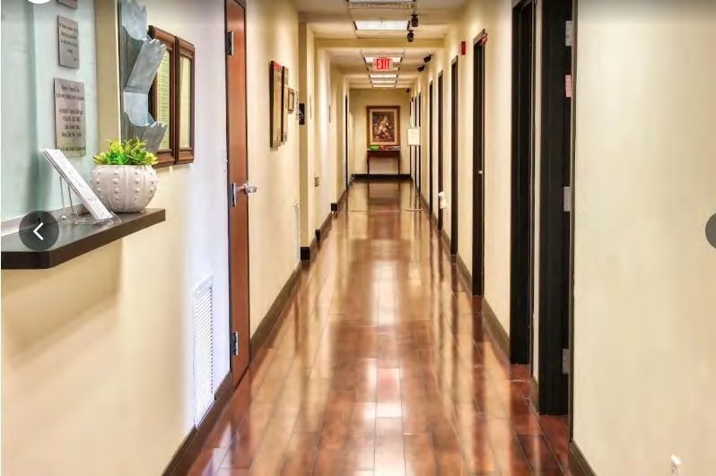 More Photos Of 300 State St E, Oldsmar Medical For Sale