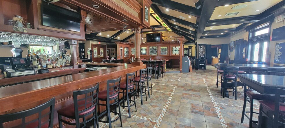More Photos Of 2578 Route 55, Poughquag Restaurant For Sale