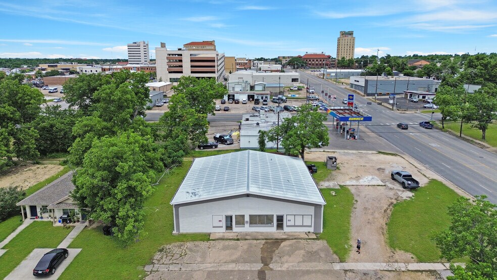 More Photos Of 14 N 10th St, Temple Research And Development For Sale