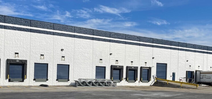 Primary Photo Of 4000-4024 Precision Dr, Cincinnati Manufacturing For Sale