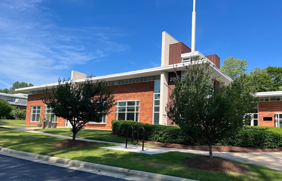 More Photos Of 5310 S Alston Ave, Durham Medical For Sale