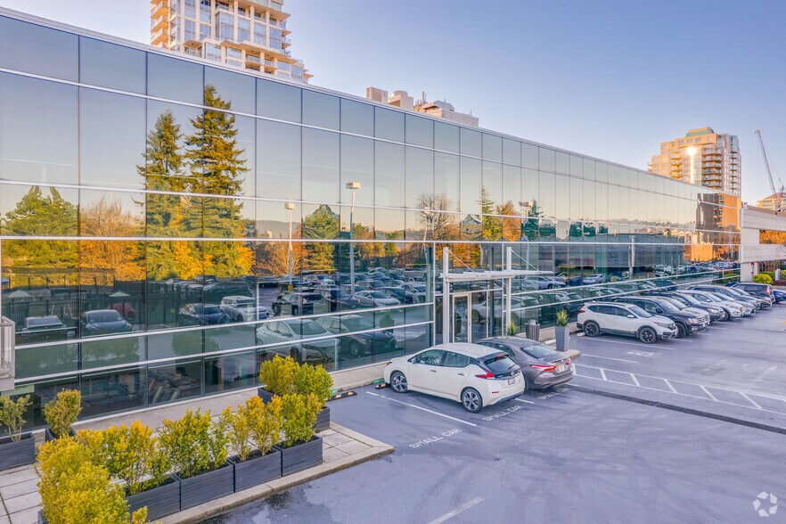 More Photos Of 555 Sixth St, New Westminster Medical For Lease