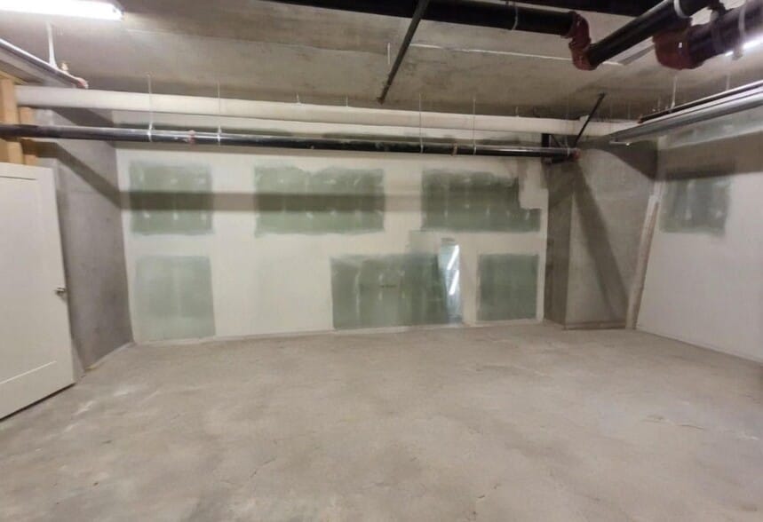 More Photos Of 150 Cordova St E, Vancouver Flex For Sale