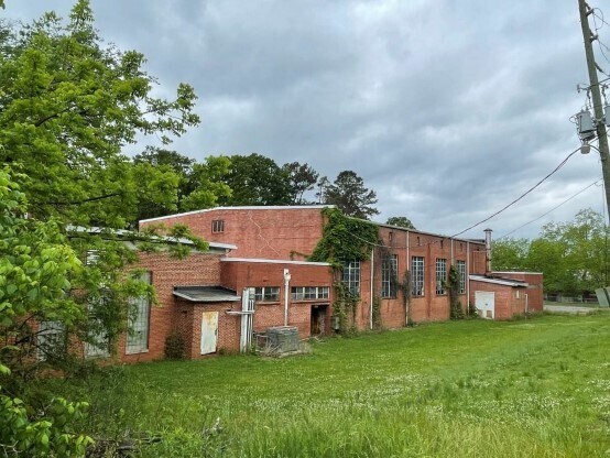 More Photos Of Padlock Mountain Road, Cave Spring Health Club For Sale