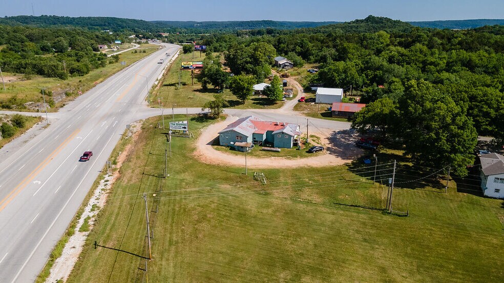 Primary Photo Of 48 Little Missouri Rd, Jane Restaurant For Sale