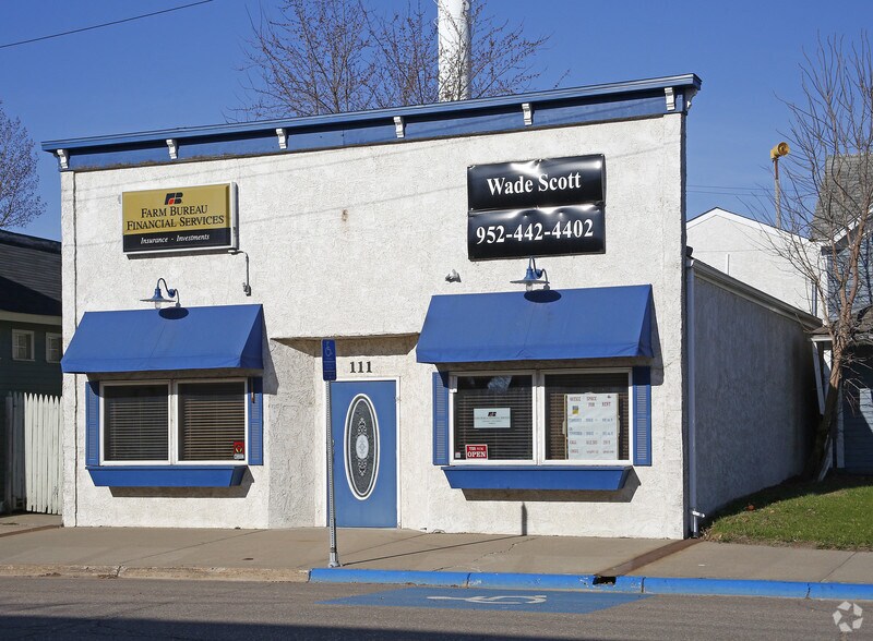 More Photos Of 111 Paul Ave N, Cologne Storefront For Lease