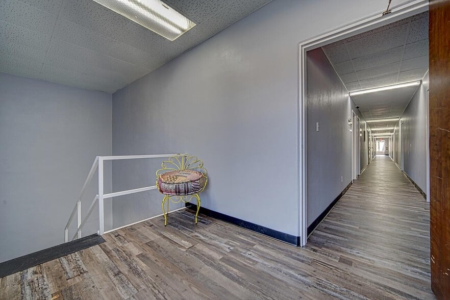 More Photos Of 2321 4th St, Tucker Office For Lease