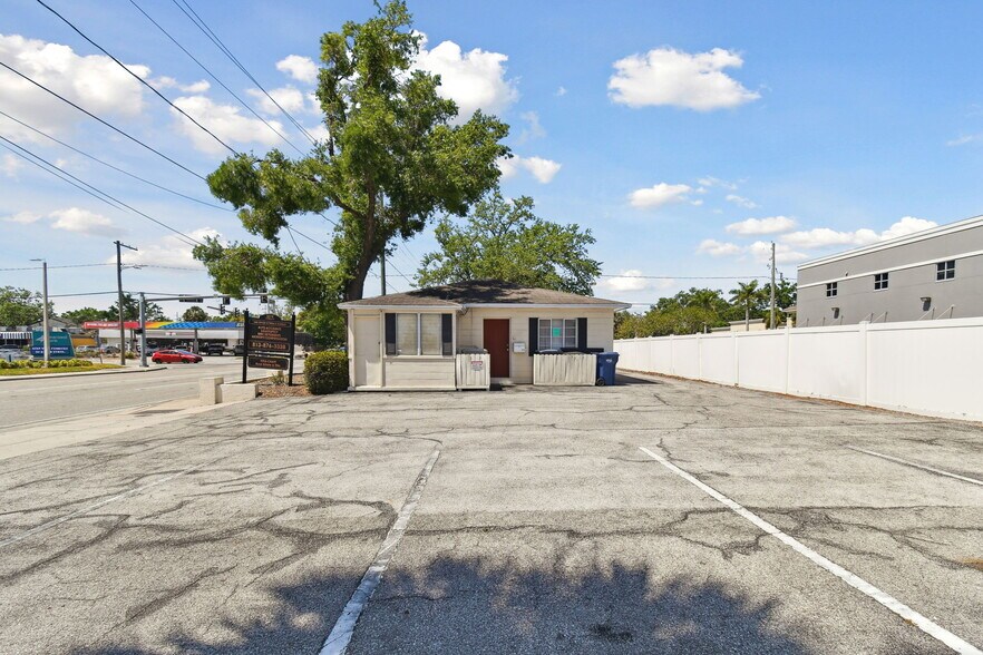 More Photos Of 3019 W Azeele St, Tampa Loft Creative Space For Sale