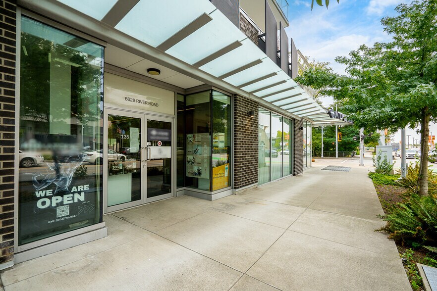 More Photos Of 5508 Hollybridge Way, Richmond Office For Lease