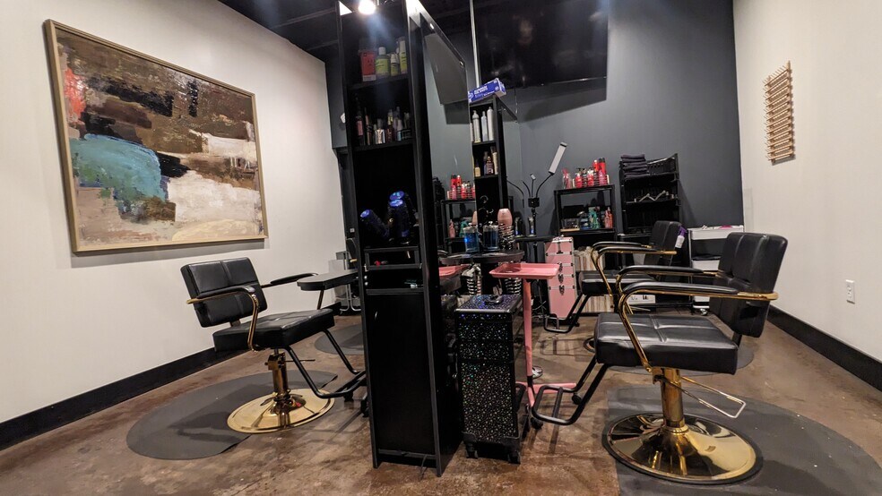 More Photos Of 1815 Eggert Rd, Buffalo Storefront For Sale