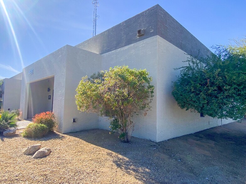 More Photos Of 7735 E Redfield Rd, Scottsdale Warehouse For Sale