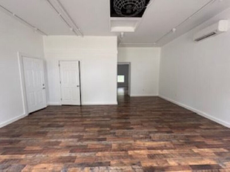 More Photos Of 160 Rt 206, Chester Office For Sale