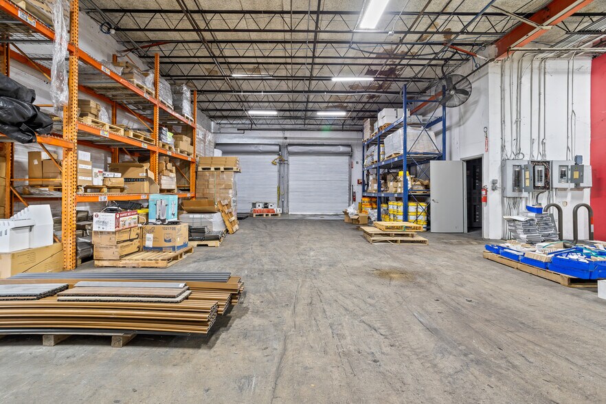 More Photos Of 2775 NW 63rd Ct, Fort Lauderdale Distribution For Lease