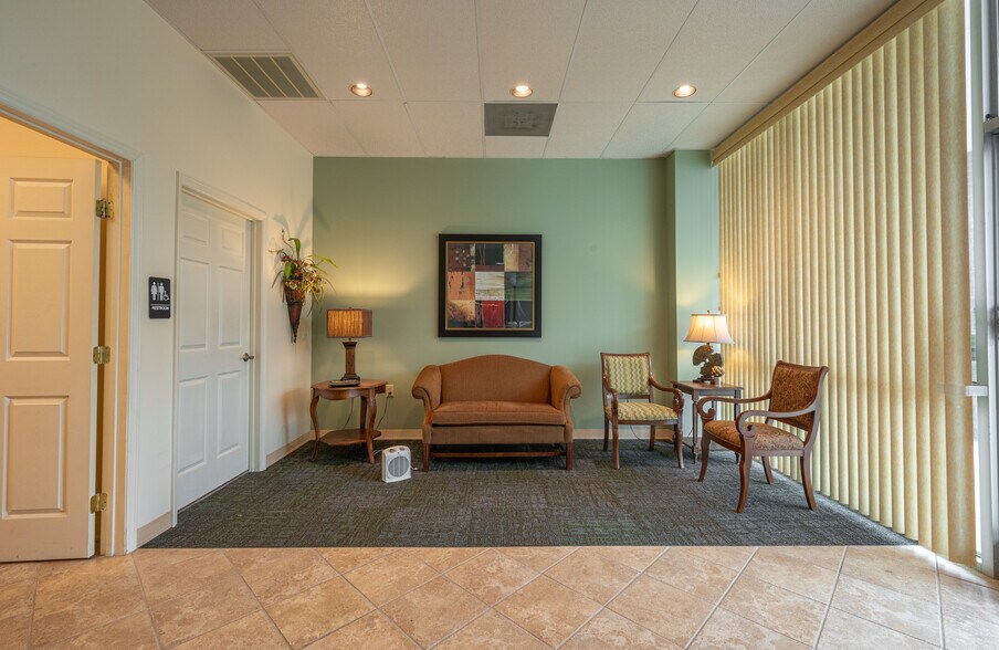 More Photos Of 5402 Nc-55 Hwy, Durham Auto Repair For Sale