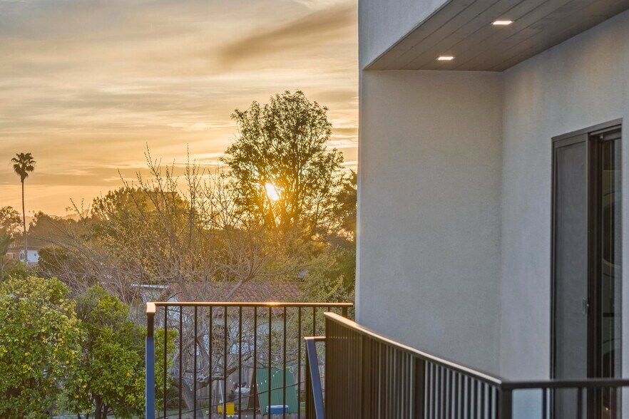 More Photos Of 3580 Hatteras Ave, San Diego Apartments For Sale