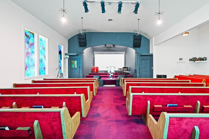 More Photos Of 2703 California St, Berkeley Religious Facility For Sale