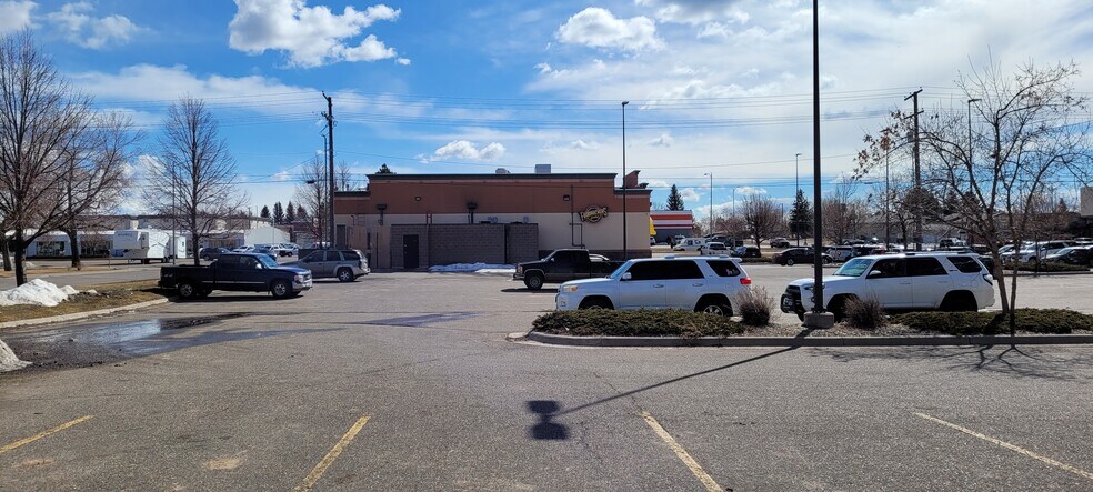 More Photos Of 3315 10th Ave S, Great Falls Restaurant For Sale