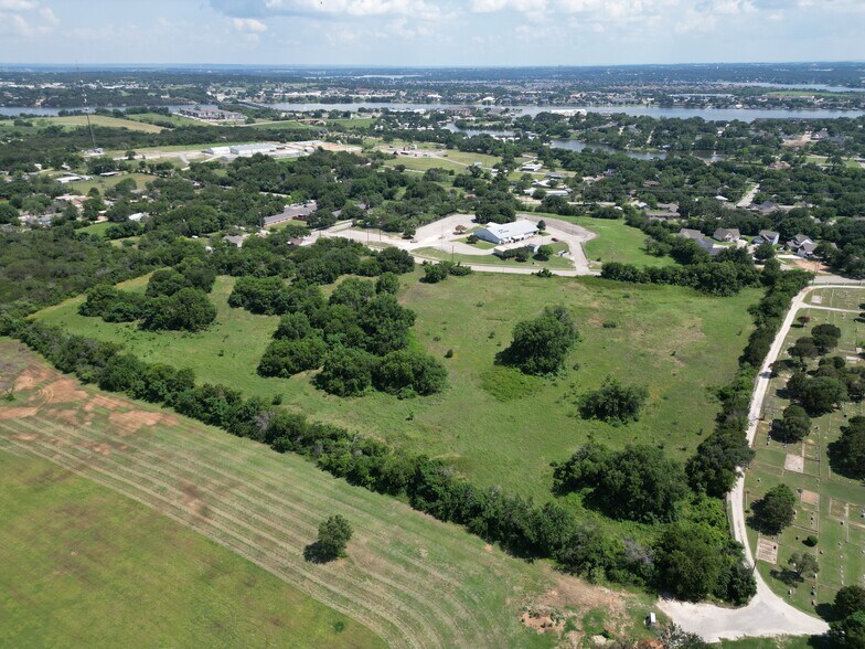 More Photos Of 511 E Moore St, Granbury Land For Sale