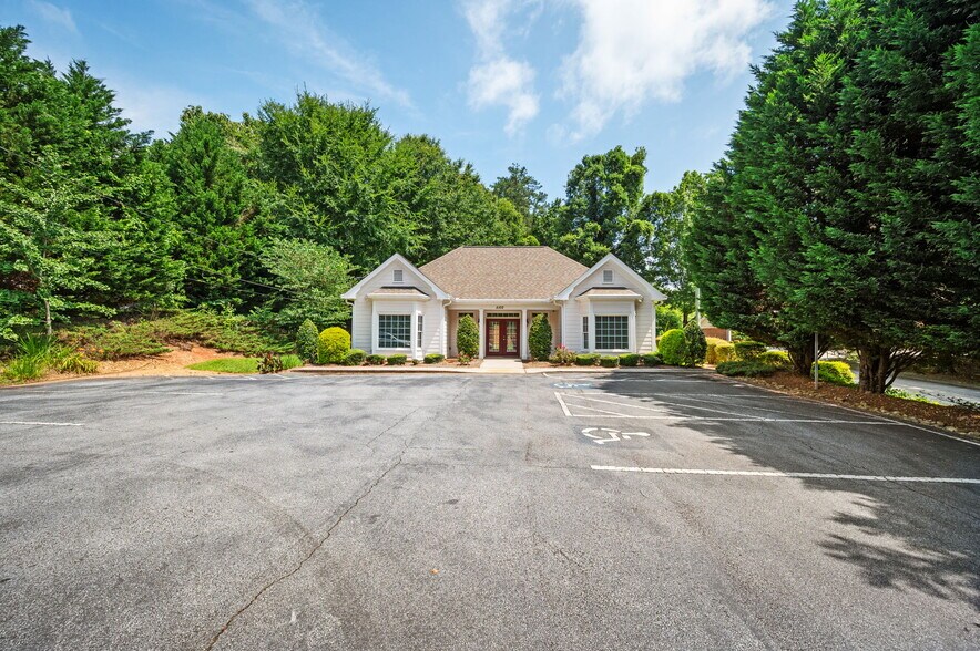 More Photos Of 5102 Covington Hwy, Decatur Medical For Sale