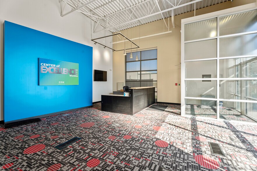 More Photos Of 8924 E 35th St, Wichita Office For Sale