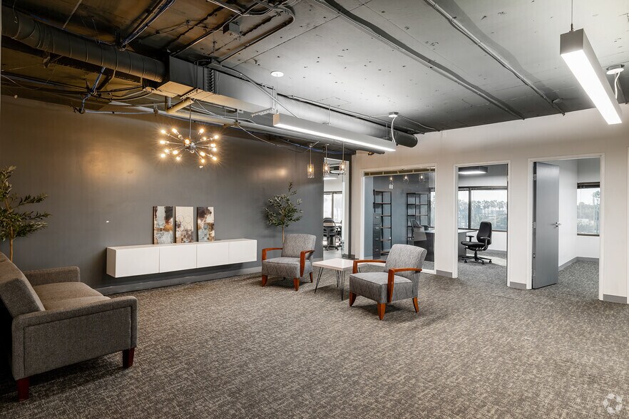 More Photos Of 5757 W Century Blvd, Los Angeles Office For Lease