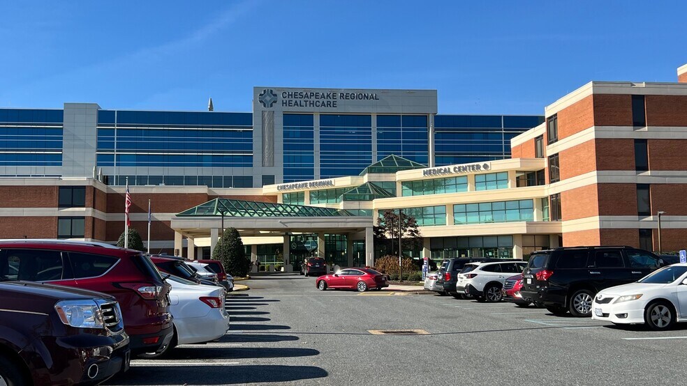 More Photos Of 701 Battlefield Blvd N, Chesapeake Freestanding For Lease