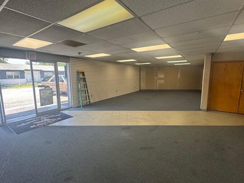 More Photos Of 6399 Haines Rd, Saint Petersburg Freestanding For Lease