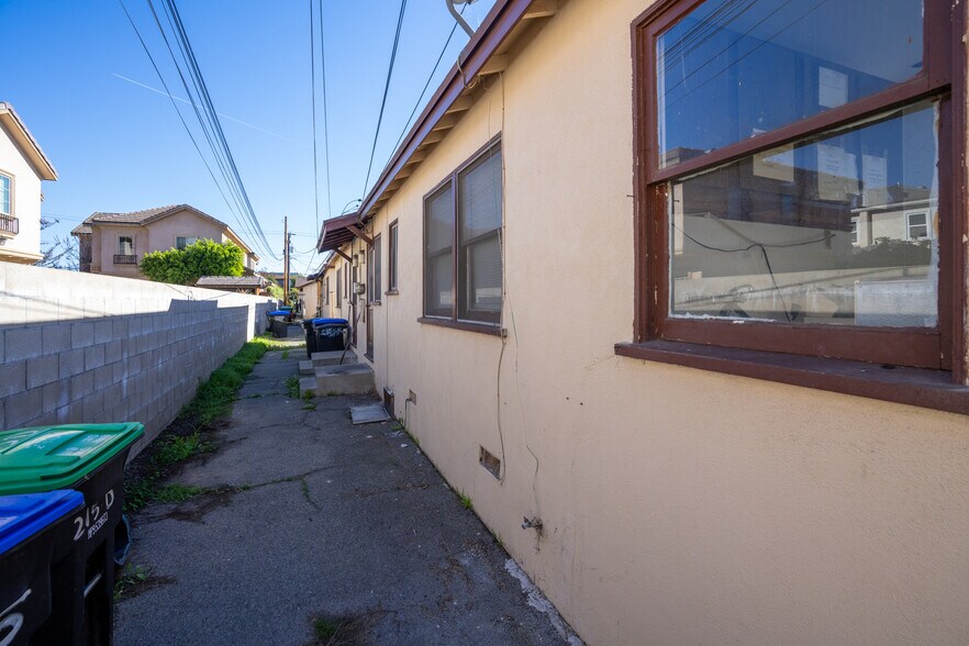 More Photos Of 215 N Alhambra Ave, Monterey Park Apartments For Sale