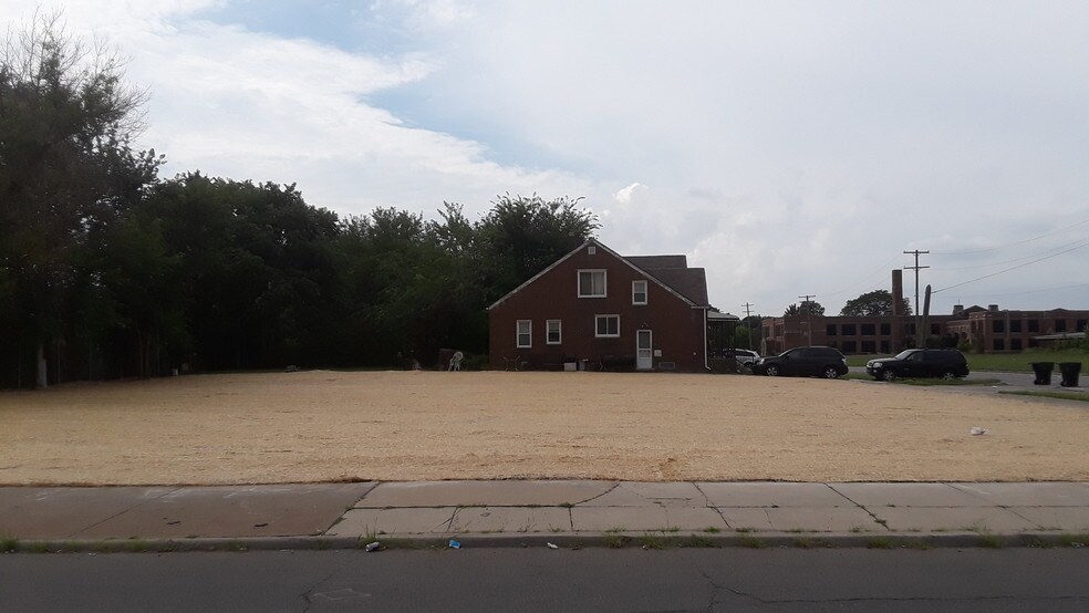More Photos Of 10841 Plymouth Rd, Detroit Land For Sale