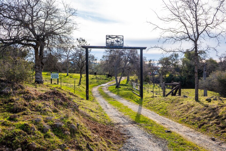 More Photos Of Skunk Gulch Rd, Vallecito Land For Sale