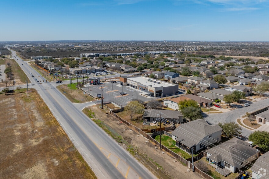 More Photos Of 1347 FM 1103, Cibolo Storefront Retail Office For Lease