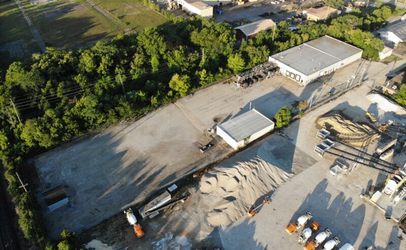 More Photos Of 765 E. Pythian ave, Decatur Industrial For Sale