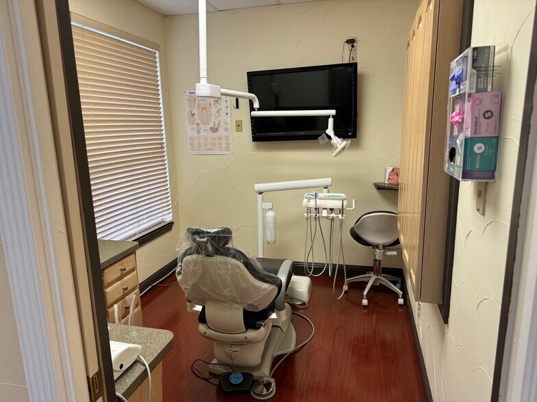 More Photos Of 6407 Colleyville Blvd, Colleyville Medical For Lease