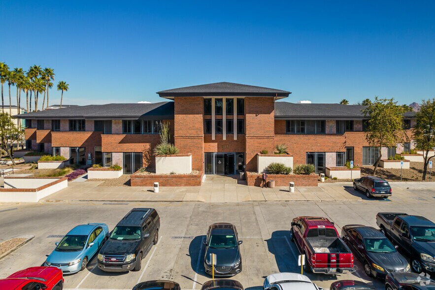 Primary Photo Of 1313 E Osborn Rd, Phoenix Medical For Lease