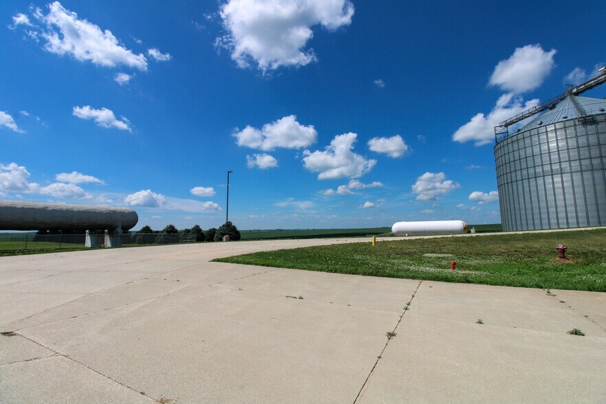 More Photos Of 6059 159th St, Galva Food Processing For Sale