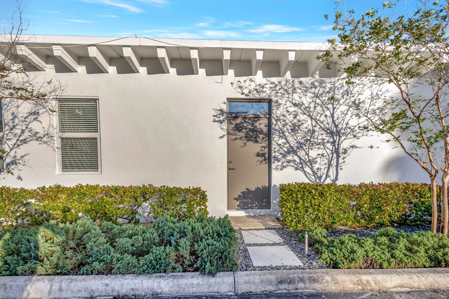 More Photos Of 429 Northlake Blvd, North Palm Beach Medical For Lease