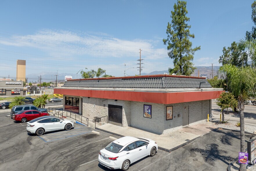 More Photos Of 1605 E Highland Ave, San Bernardino Fast Food For Sale